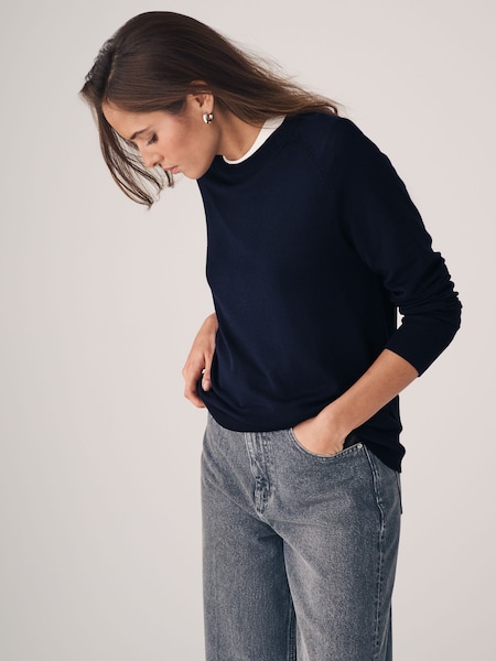 The Set Navy Blue/Black/Berry Red/Cream 4 Pack Fine Knit Crew Neck Jumpers (E16263) | €46