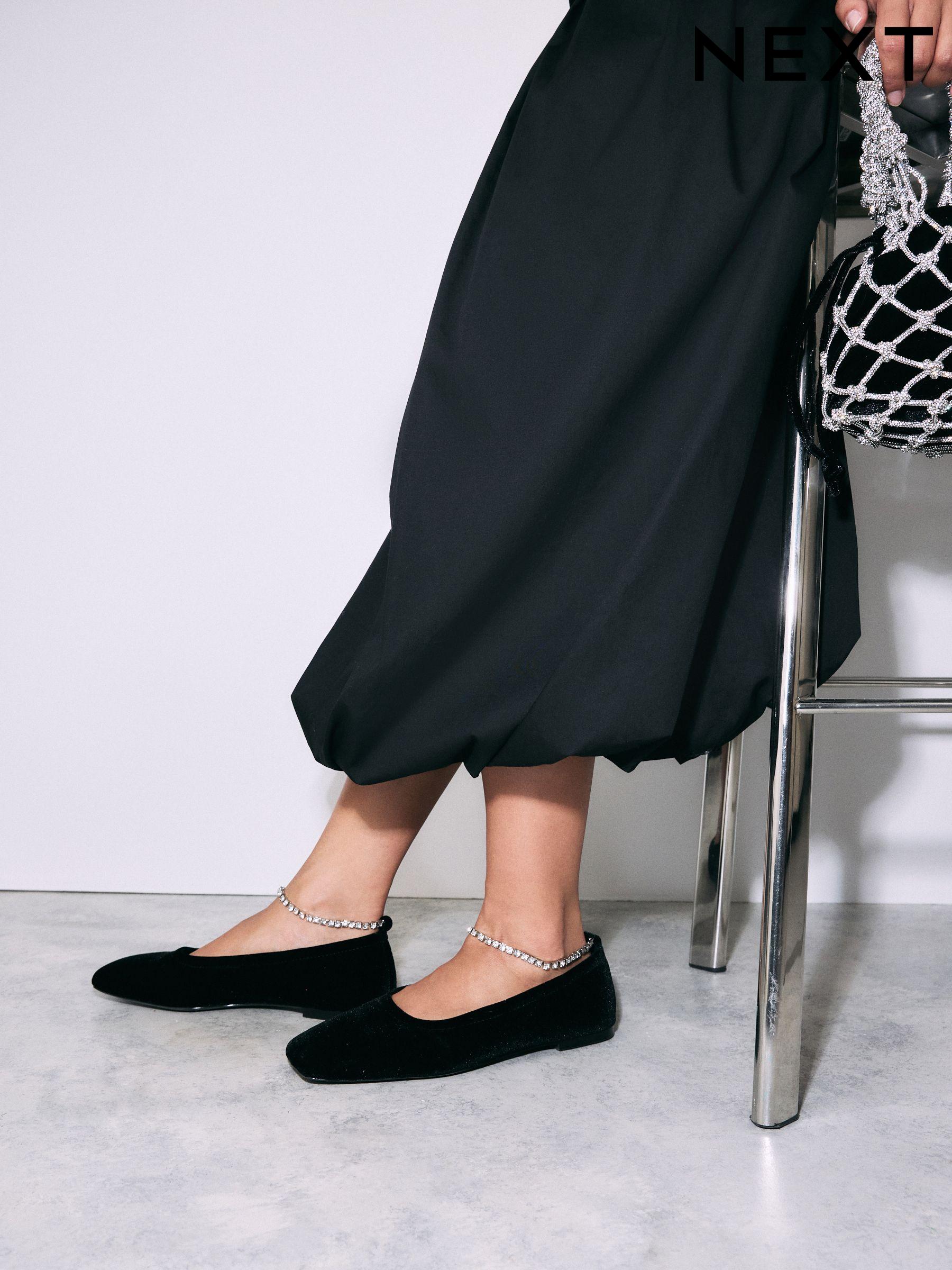 Women s Black Flat Occasionwear Plain Footwear Next Oman
