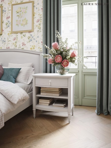 Laura Ashley White Washed Bramford 1 Drawer Bedside Table (E17520) | €473