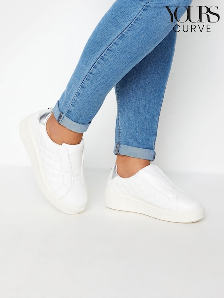 Yours Curve White Quilted Platform Trainers In Extra Wide EEE Fit (E17596) | €50