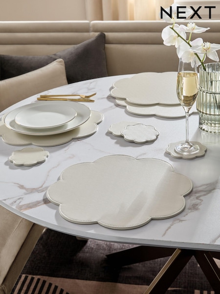 Set of 4 Flower Faux Leather Placemats and Coasters (E17907) | € 33