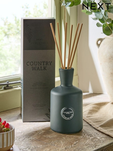 Country Walk Pine and Eucalyptus 400ml Fragranced Reed Diffuser (E18447) | €45
