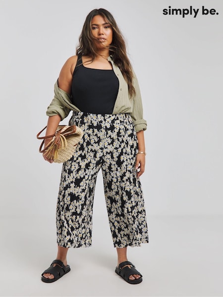 Simply Be Simply Be Ditsy Floral Print Plissé Culottes (E18666) | 146 LEI