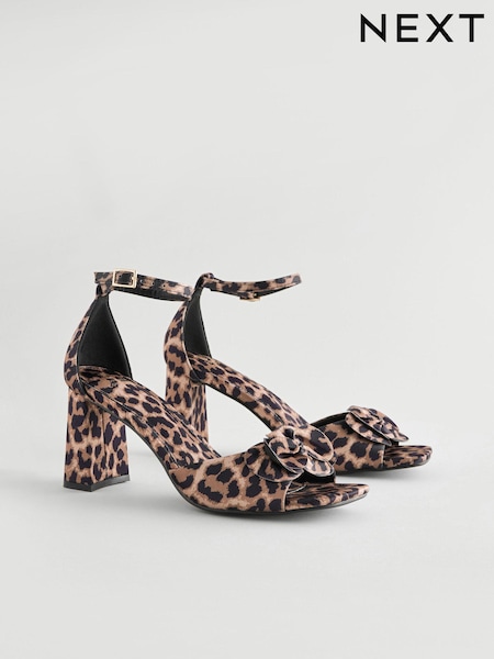Animal Forever Comfort® Block Corsage Sandals (E18697) | €20