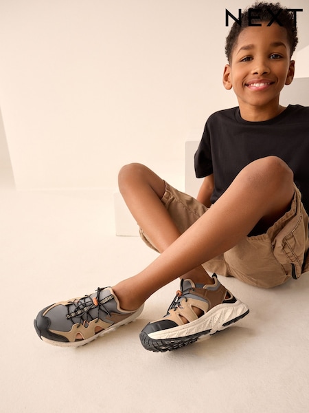 Tan Brown Trekker Trainers (E18810) | €41 - €51
