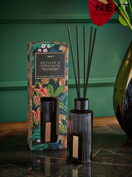 Cardamom and Vetiver 100ml Fragranced Reed Diffuser (E18844) | €21