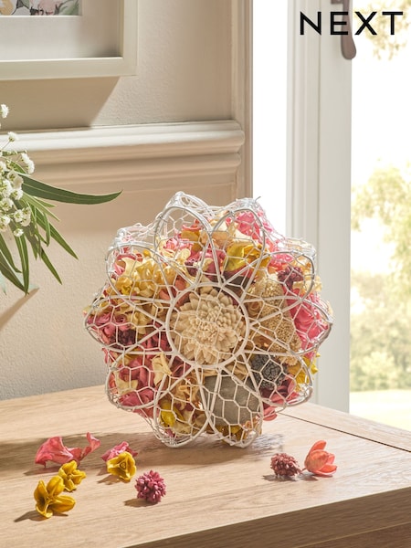 Peach and Freesia Daisy Fragranced Pot Pourri (E22227) | €15.50