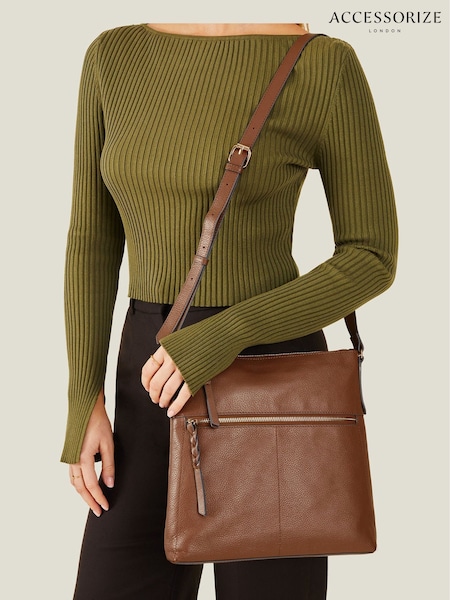 rjava - Accessorize Leather Large Messenger Bag (E24646) | € 59