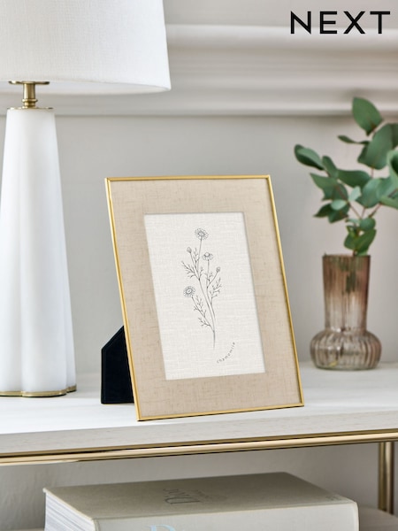 Cream and Gold Linen Mount Photo Frame (E24982) | kr147 - kr221