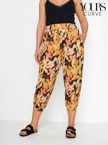 Yours Curve Black Textured Cropped Harem Trousers (E25749) | €34