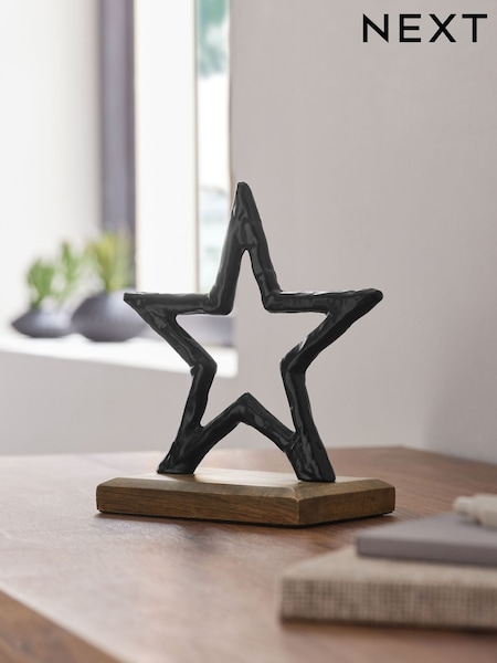 Black Metal Star Ornament on Dark Bronx Wooden Base (E27124) | €19.50