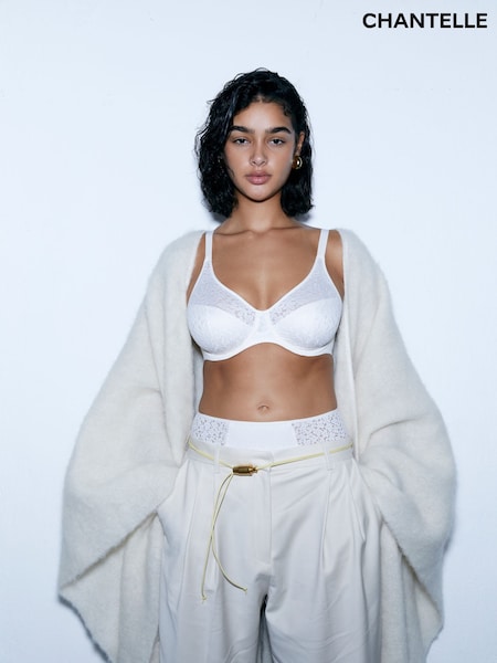 Helmi - Chantelle Norah Soft Feel Floral Underwired Bra (E28896) | €87