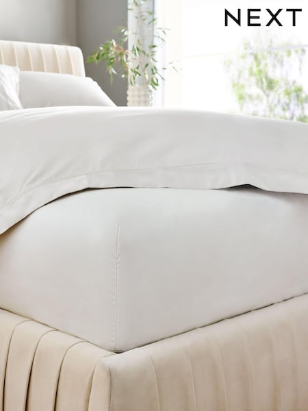 Ivory Collection Luxe 600 Thread Count 100% Cotton Sateen Extra Deep Fitted Sheet (E30237) | €37 - €58