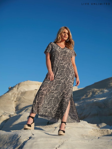 Live Unlimited Black Curve Mono Leaf Print Plissé Maxi Dress (E30329) | €43.50