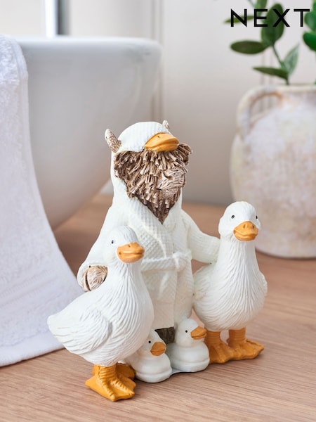 Hamish and Duck Friends Ornament (E30800) | € 15