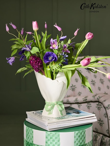 Cath Kidston White/Green Bouquet Vase (E30963) | €47