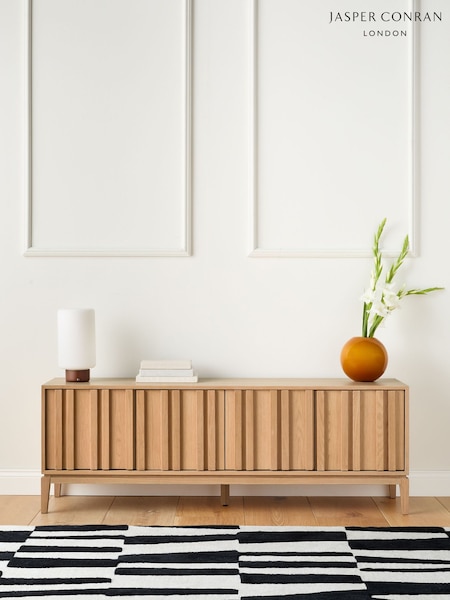 Jasper Conran London Oak Belgrave Wide TV Unit (E34378) | €882