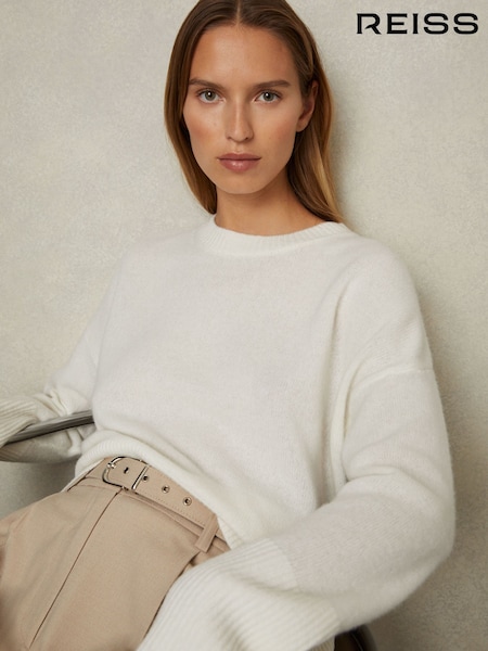 Reiss Cream Martha Wool-Cashmere Crew Neck Jumper (E35526) | €195