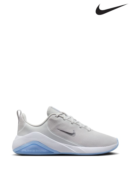 Nike Grey Bella 7 Workout Trainers (E36038) | €102