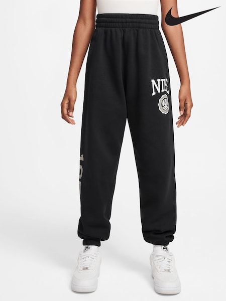 Nike Oversized Club Fleece Trousers (E36647) | 57 €