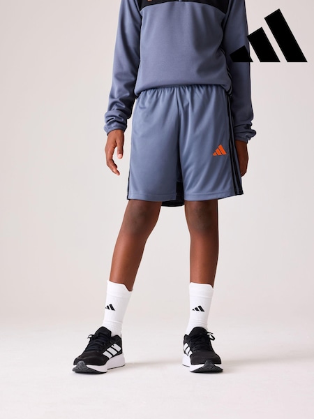 adidas Grey Tiro Essentials Shorts (E37286) | R$ 130