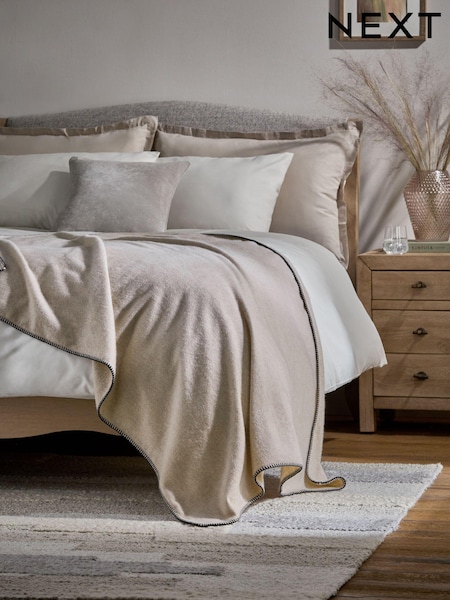 Natural Collection Luxe Stitched Edged Throw With Cashmere (E38103) | €166