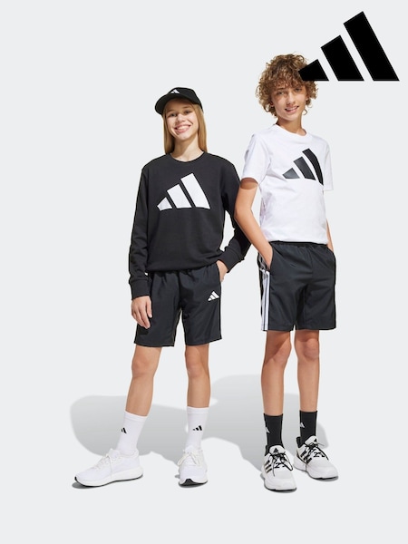 adidas Black 3 Stripe Woven Shorts (E38710) | R$ 150