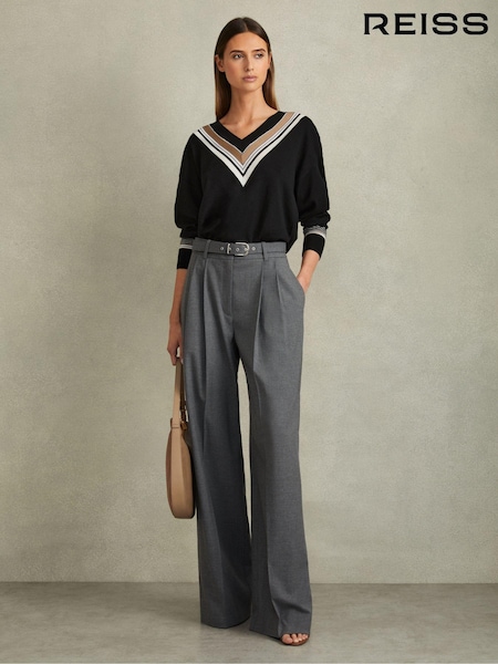 Reiss Black/White Maisie Striped Trim V-Neck Jumper (E38876) | €85