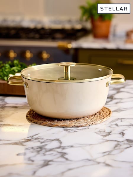 Stellar Cast Light 24cm Casserole Clay 3l