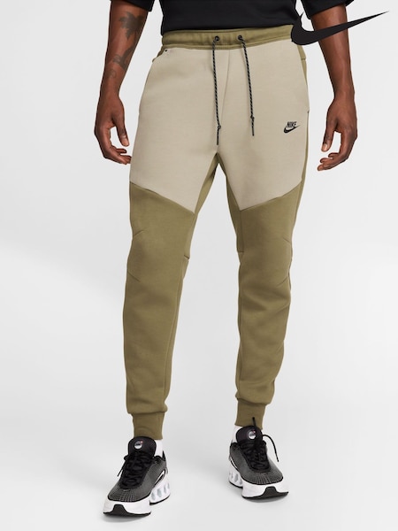 Nike Medium Olive Green Tech Fleece Joggers (E39546) | €114