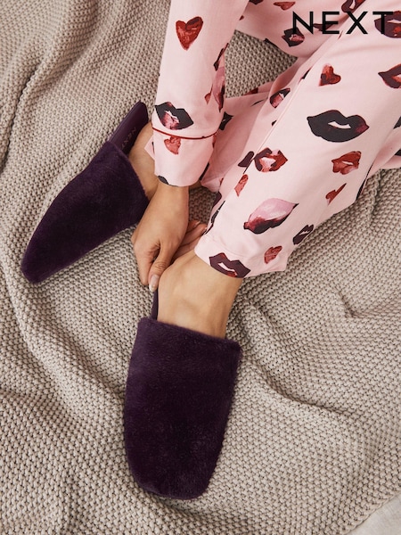Burgundy Red Faux Fur Mule Slippers (E39902) | AED42