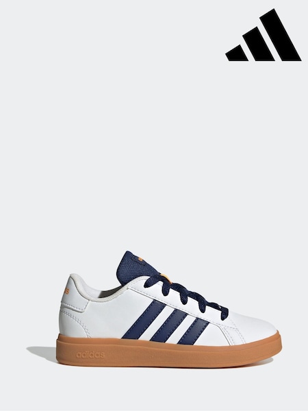 Valkoinen Musta - adidas Grand Court Nyöritettävä; nauha- Tennarit (E40819) | €47