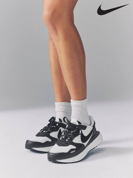 Negro/Blanco - Nike Phoenix Waffle Trainers (E41063) | 127 €