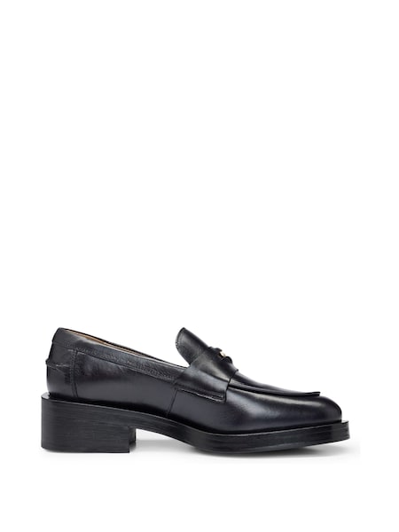 BOSS Branded Hardware Moccasins in Leather (E42301) | 152 €