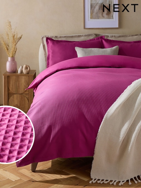 Waffle Duvet Cover and Pillowcase Set (E42777) | €36 - €73