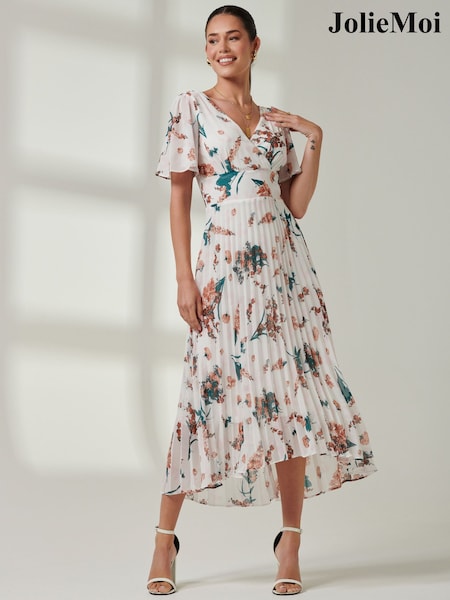 Jolie Moi Pleated Dip Hem Chiffon Maxi Dress (E45375) | €52