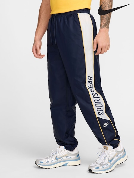 Nike Obsidian Club Woven Joggers (E45900) | €93