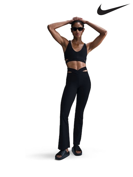 Nike Black Zenvy Cutout Gentle-Support High-Waisted Ribbed Flared Leggings (E45977) | € 156