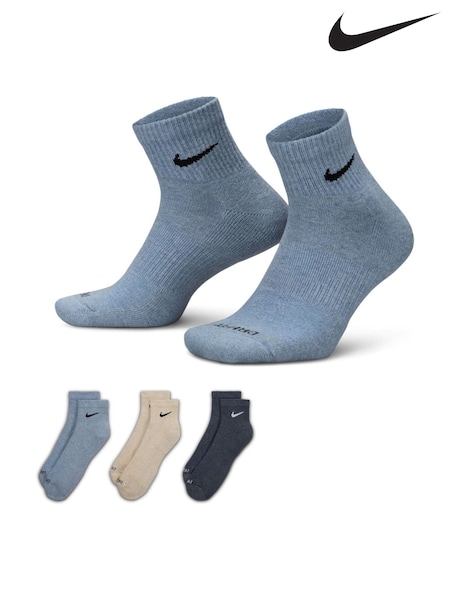 Nike Blue & Beige Everyday Plus Cushioned Training Ankle Socks 3 Pack (E46305) | €21.50
