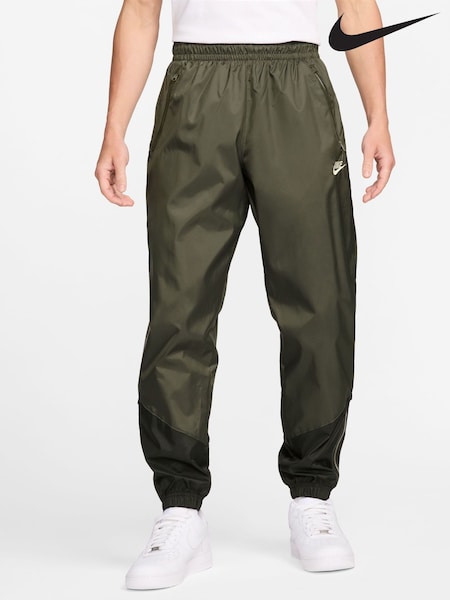 Nike Green Windrunner Woven Lined Joggers (E46409) | €106
