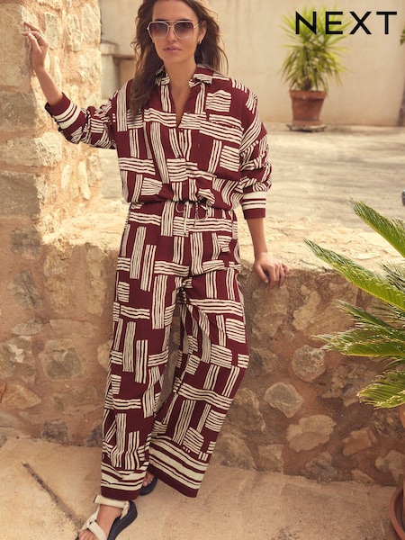 Berry Red/White Geometric Print Drawstring Wide Leg Trousers (E46476) | AED105