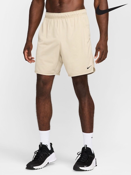 Nike Brown Dri-FIT Totality 7 inch Knit Training Shorts (E46665) | €43
