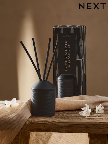 Pomegranate and Black Lily 100ml Fragranced Reed Diffuser (E47031) | €23.50