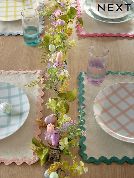 Multi Easter Egg Garland (E51408) | €34