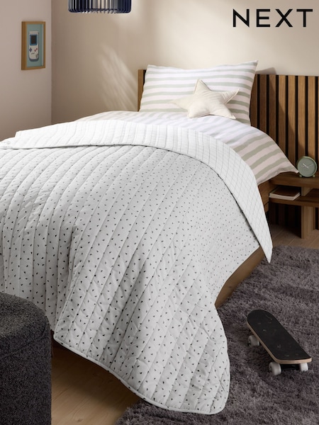 Monochrome Shapes and Grid Reverse Quilted Throw (E52557) | €38 - €51