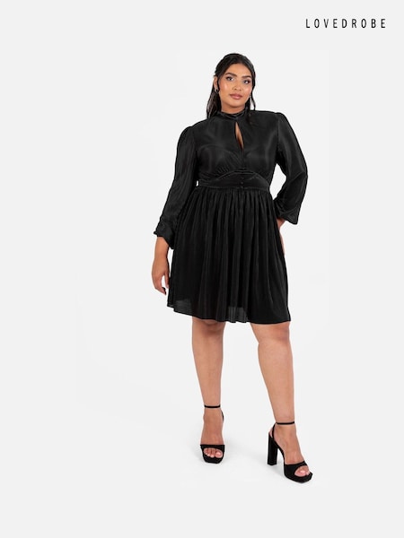 Lovedrobe Plisse Long Sleeve Keyhole Detail Mini Black Dress (E54189) | €28