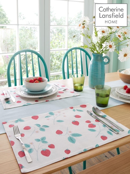 Catherine Lansfield Strawberry Garden 100% Cotton Placemats 4 Pack (E56258) | NT$930