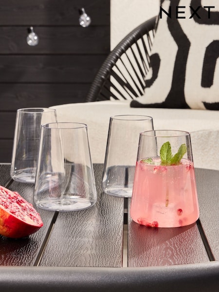 Angular Plastic Picnic (E63109) | 18 €