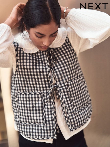 Black Gingham Padded Reversible Tie Front 100% Cotton Gilet (E63181) | €37