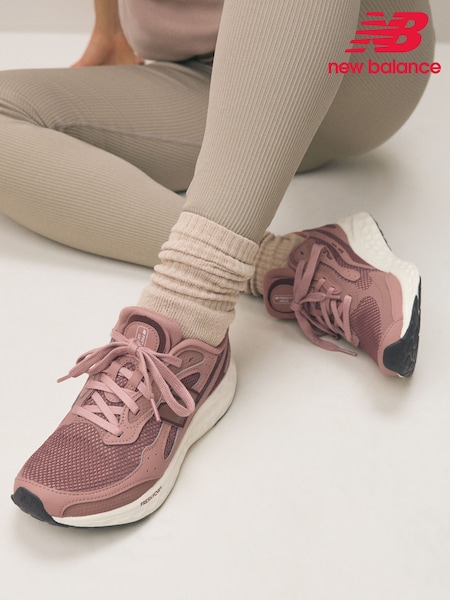 New Balance Rose Gold Womens Fresh Foam Arishi v4 Trainers (E63682) | €129